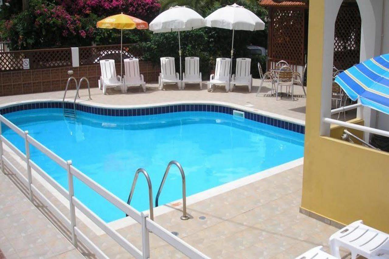 Dimitra Apartments Gouves Bagian luar foto